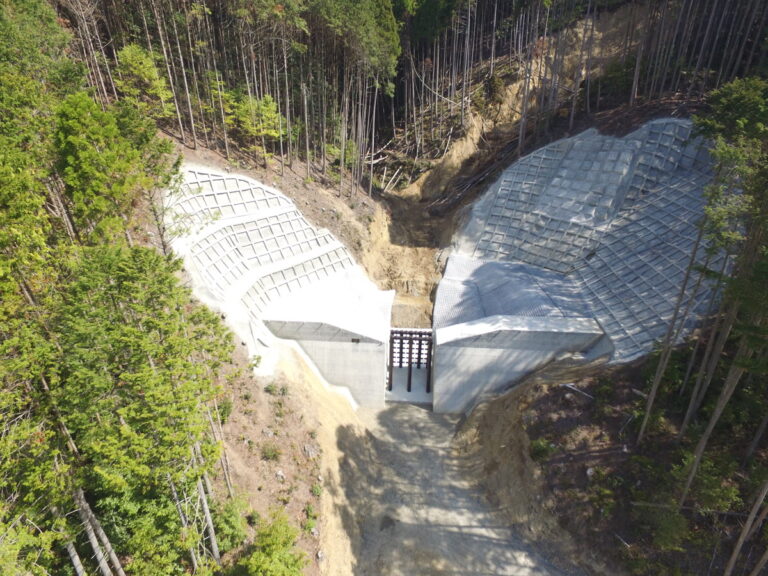 中猪1災害関連緊急砂防（堰堤工）工事他合併（球磨郡湯前町中猪）